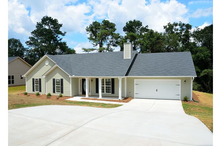 new-home-construction-site-house